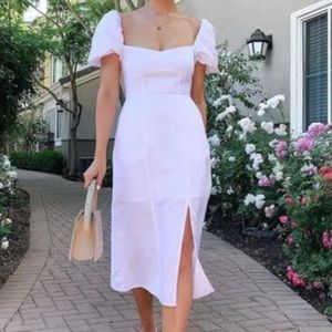 White puff sleeve dress